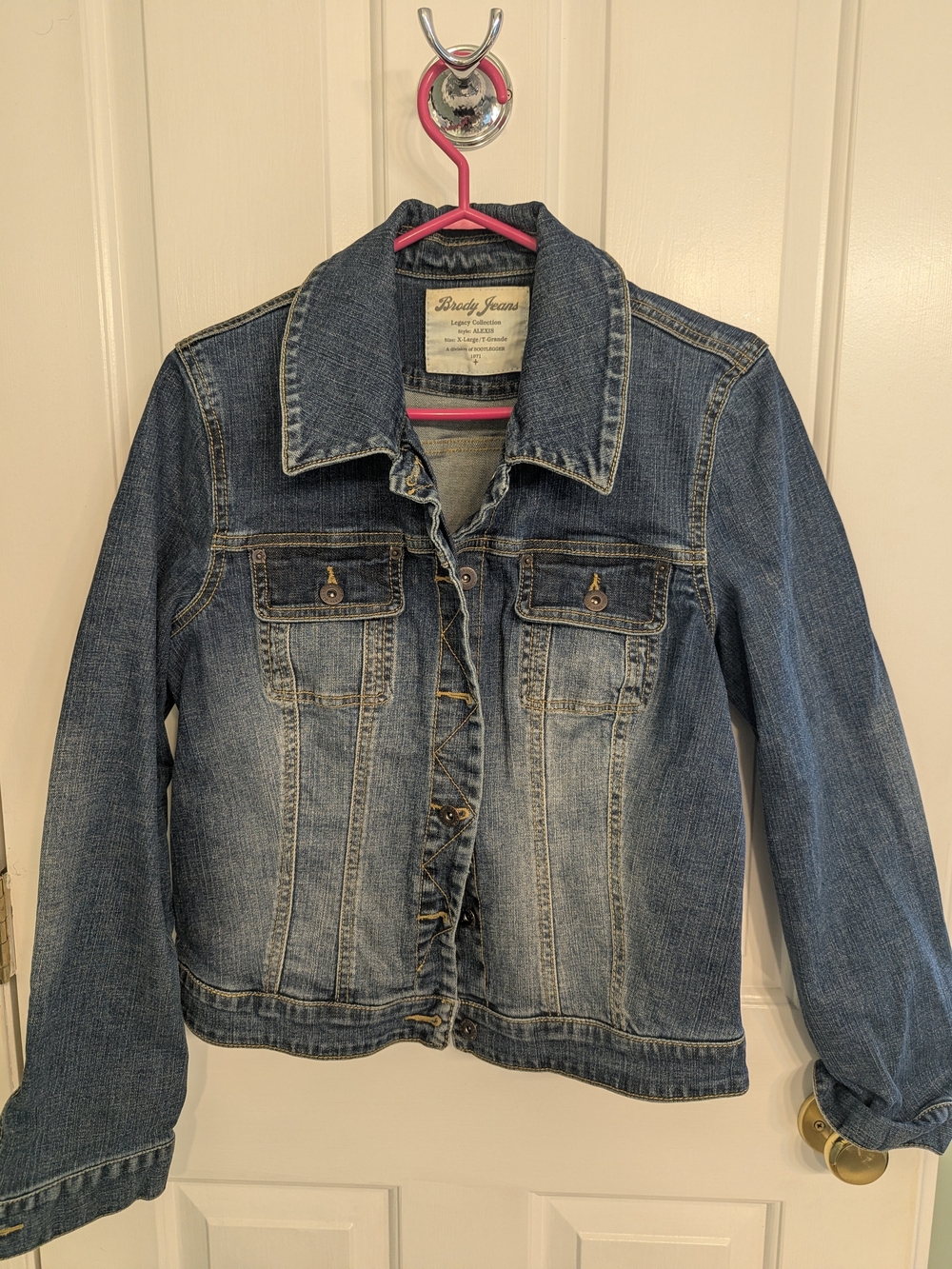 Brody Jeans Women's Alexis Distressed Blue Denim Jacket